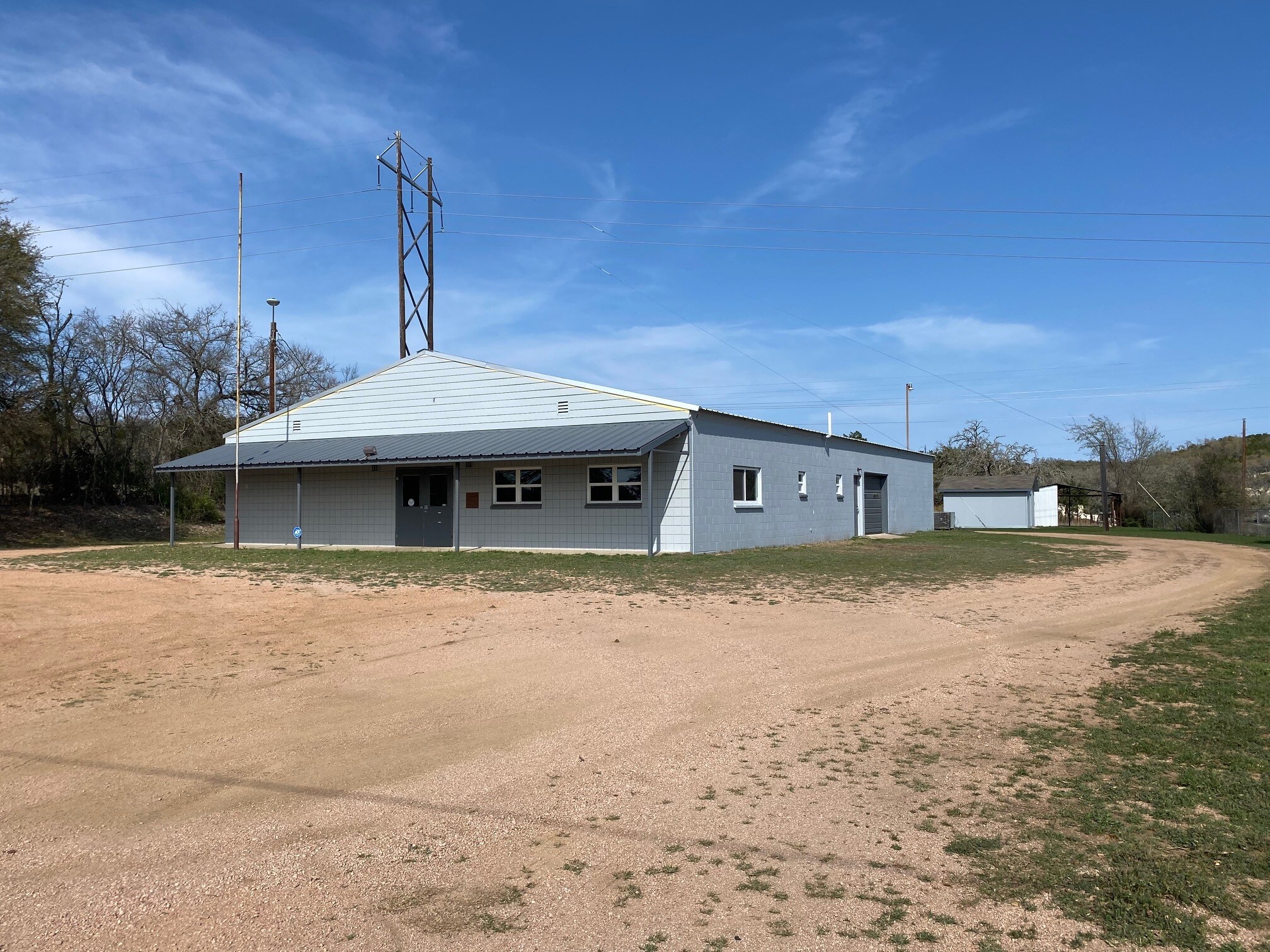 4076 N US Highway 87, Fredericksburg, TX for sale Building Photo- Image 1 of 1