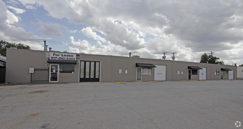 3511 Locke Ave, Fort Worth, TX 76107