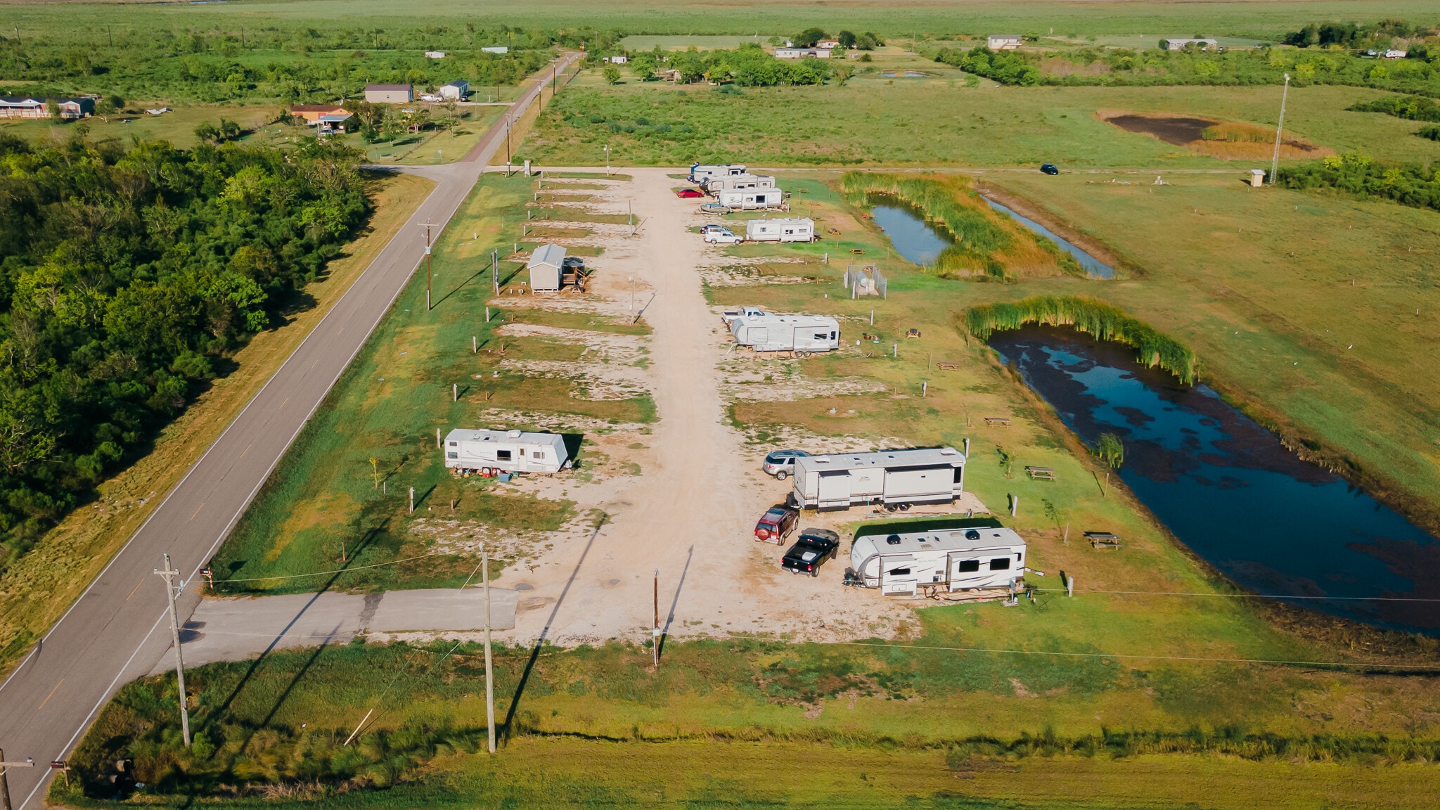 2404 Fairway Dr, Angleton, TX for sale Primary Photo- Image 1 of 7