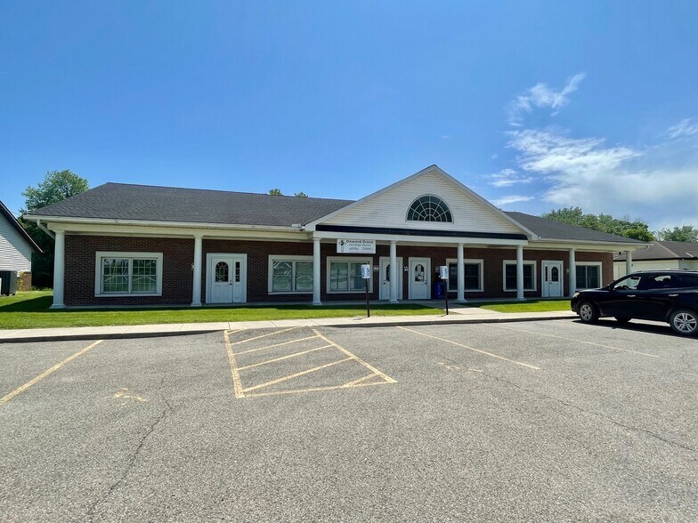 399 Lincoln Park Dr, New Lexington, OH 43764