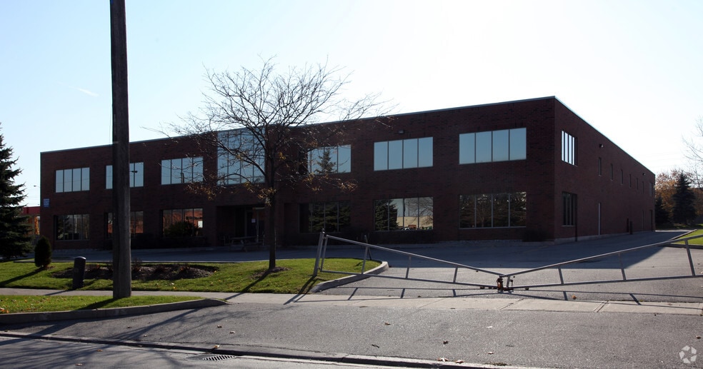 10 Devon Rd, Brampton, ON for lease - Building Photo - Image 2 of 3