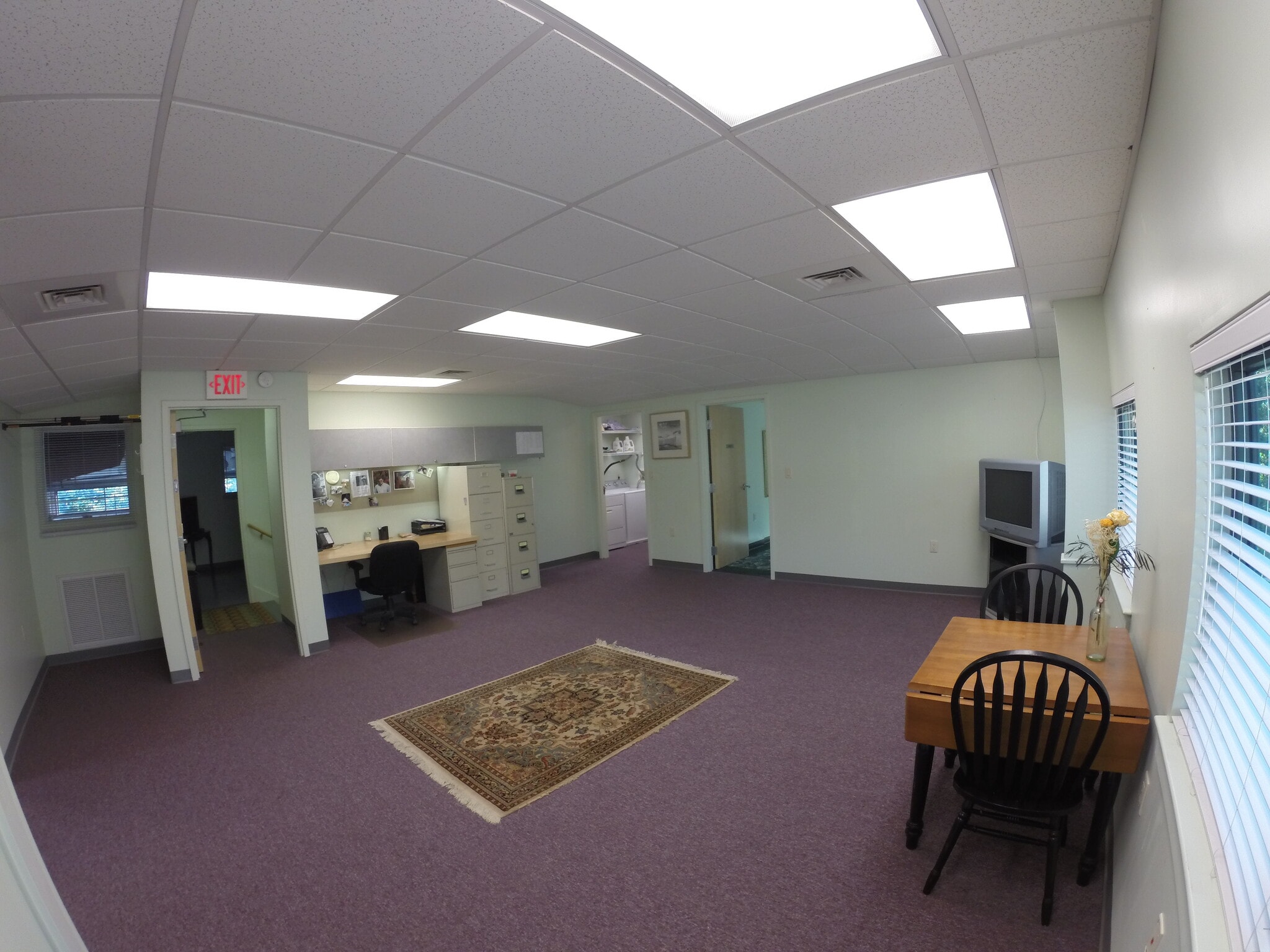 55 US Route 1 Byp, Kittery, ME 03904 Seacoast Glass / A1 Self