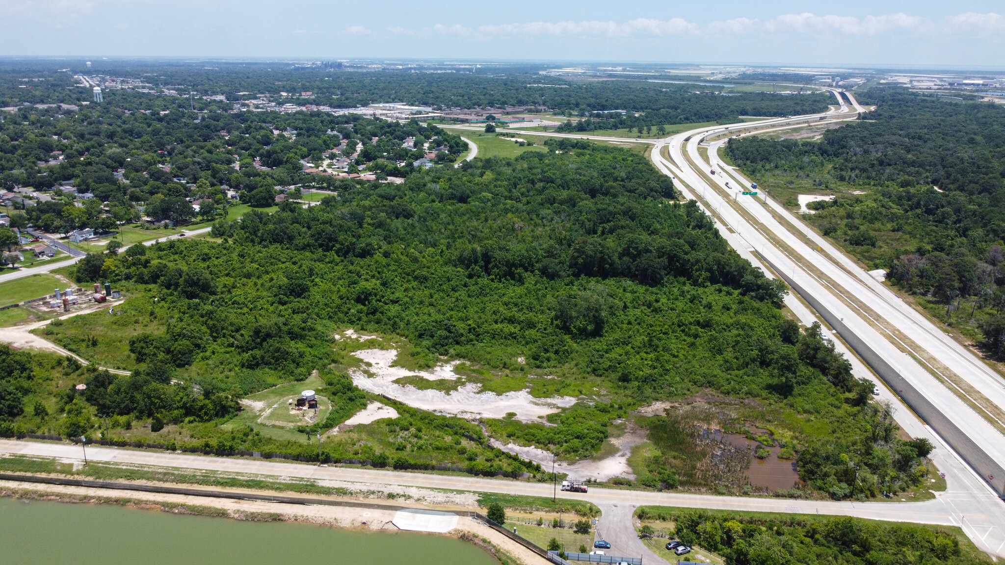 SH 146 Business, Baytown, TX for sale Building Photo- Image 1 of 15