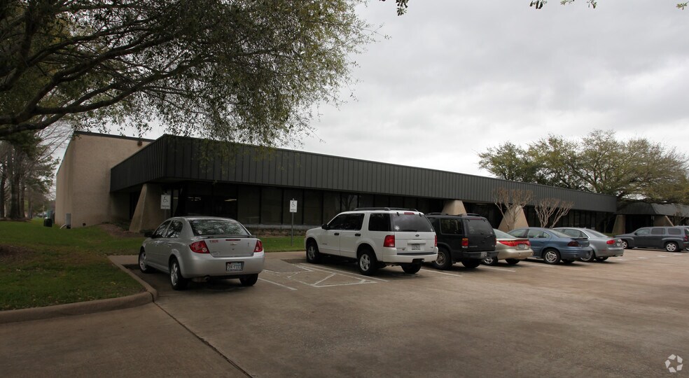 611 Lockhaven Dr, Houston, TX, 77073 Warehouse Property For Sale