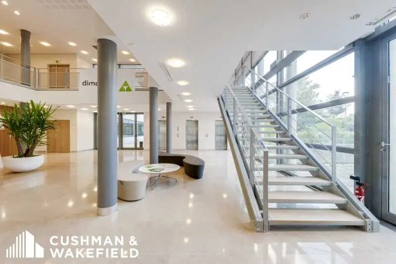 3 Rue Saarinen, Rungis for lease - Lobby - Image 2 of 13