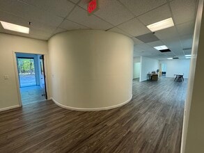 110 Pomponio Ave, South Plainfield, NJ for sale Interior Photo- Image 2 of 27