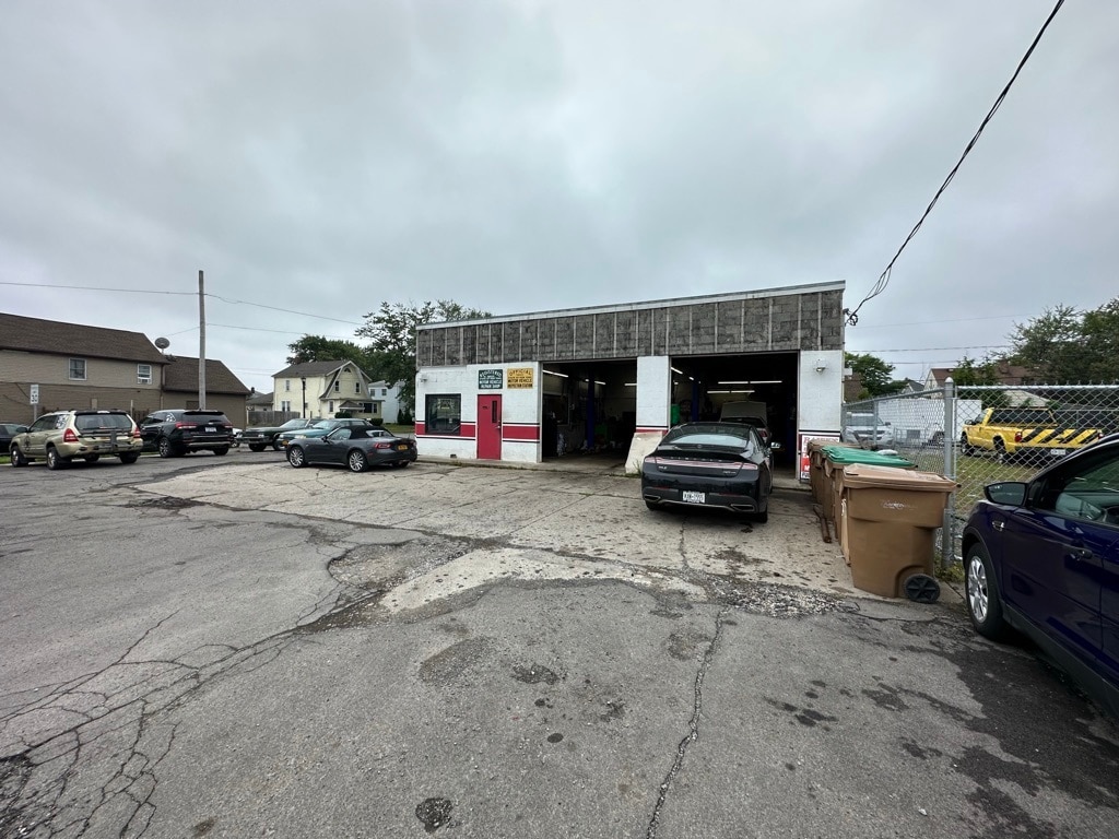 2810 Harlem Rd, Buffalo, NY for sale Building Photo- Image 1 of 1