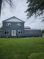 Adirondack Country Retreat - Parking Garage