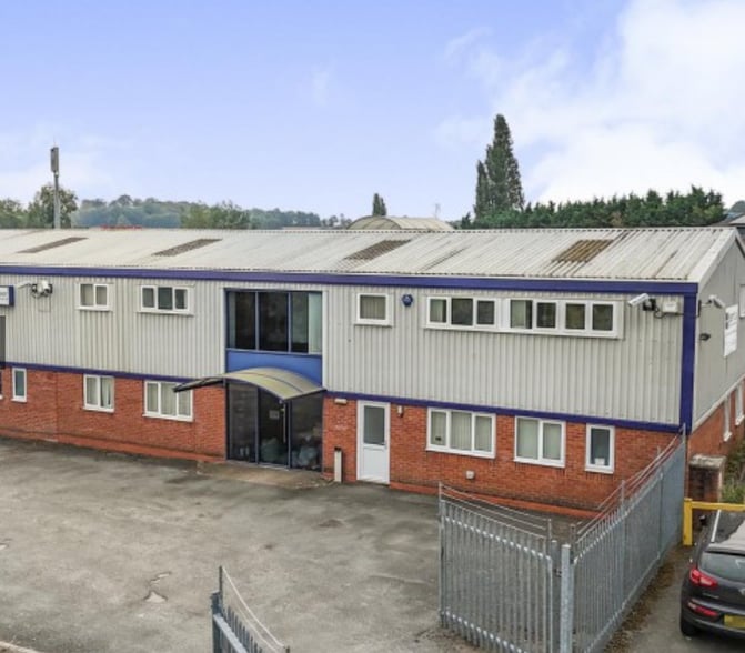 Briar Clos, Evesham for lease - Building Photo - Image 1 of 2