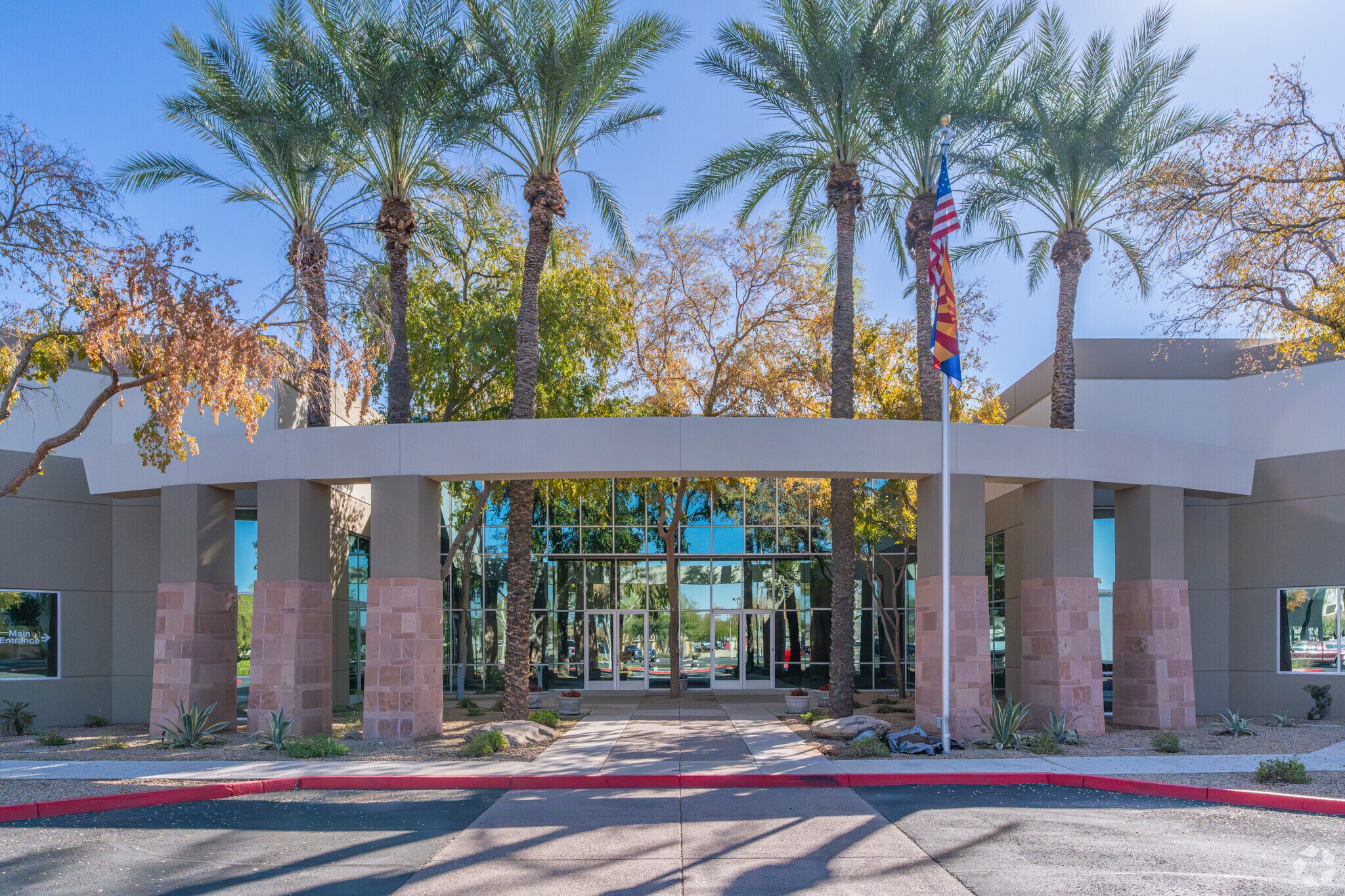 20401 N 29th Ave, Phoenix, AZ for lease Building Photo- Image 1 of 21