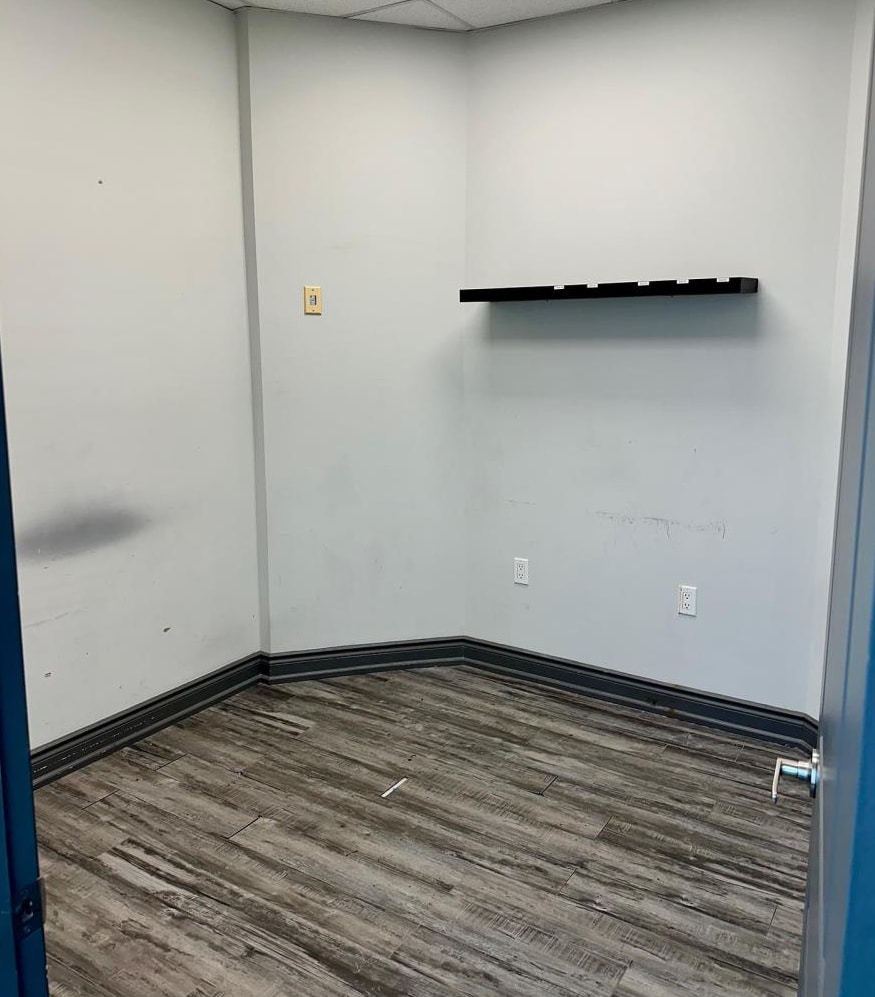 80 Finch Ave W, Toronto, ON for lease Interior Photo- Image 1 of 6