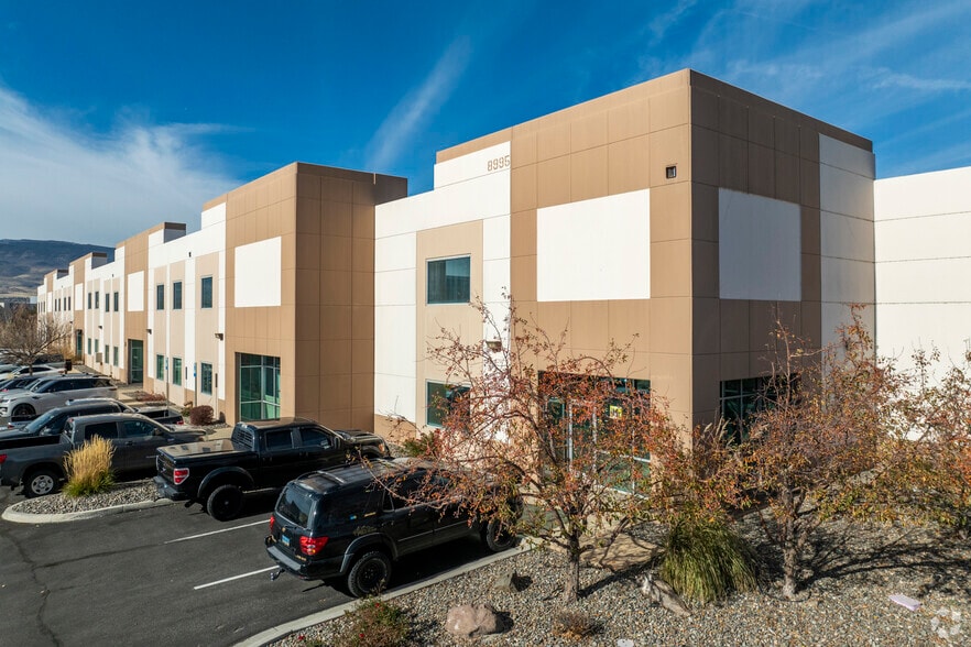 8995 Terabyte Dr, Reno, NV for lease - Primary Photo - Image 1 of 5