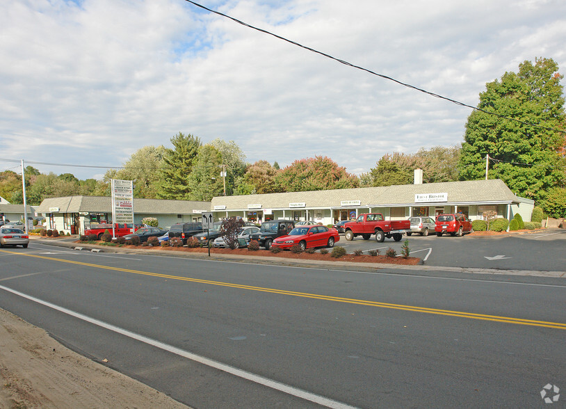 910-922 Stafford Ave, Bristol, CT for lease - Primary Photo - Image 1 of 3