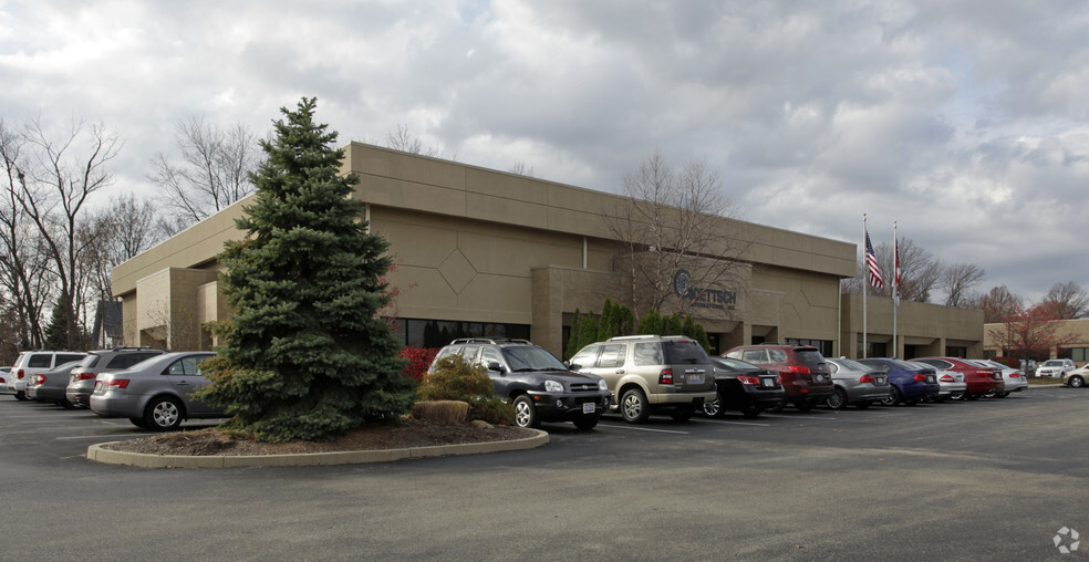 9850-9852 Redhill Dr, Blue Ash, OH for lease - Primary Photo - Image 3 of 12