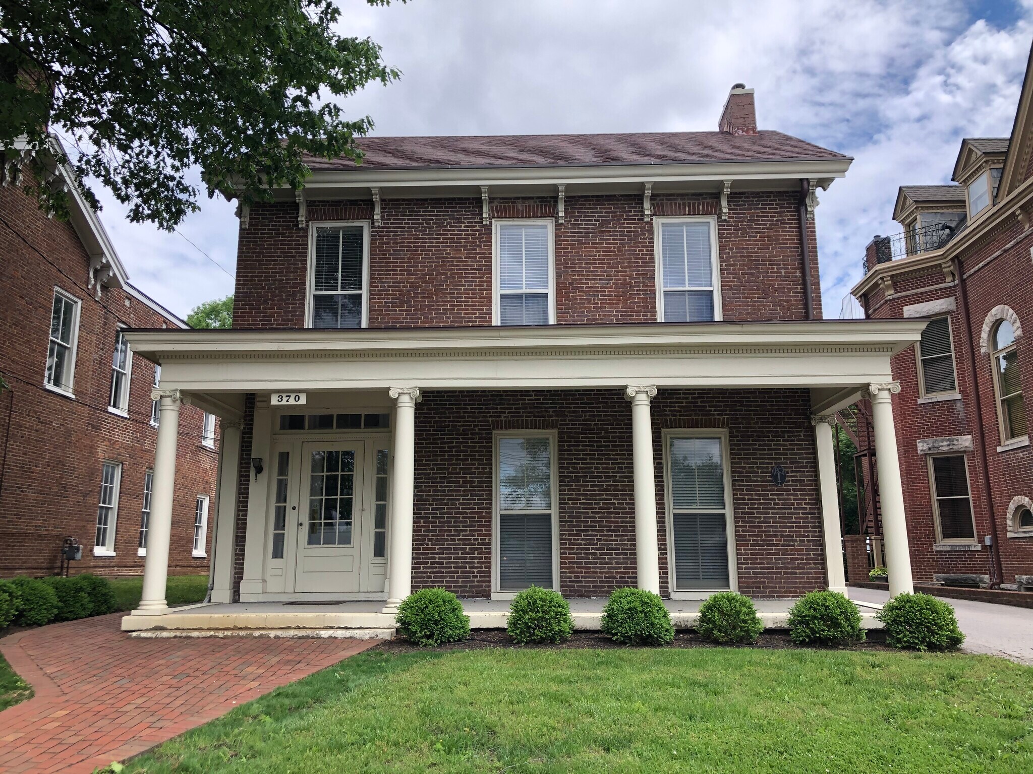 370 S Broadway, Lexington, KY for sale Building Photo- Image 1 of 1