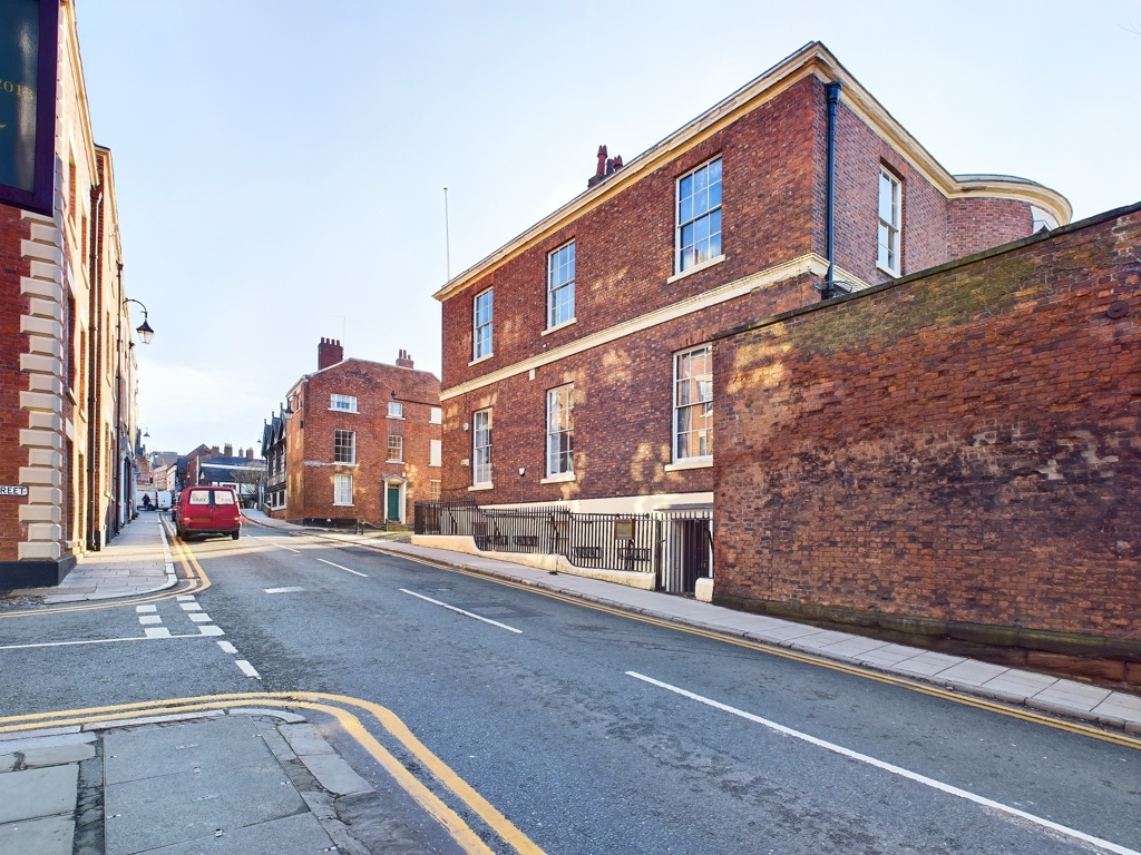 85 Lower Watergate St, Chester for lease Building Photo- Image 1 of 9