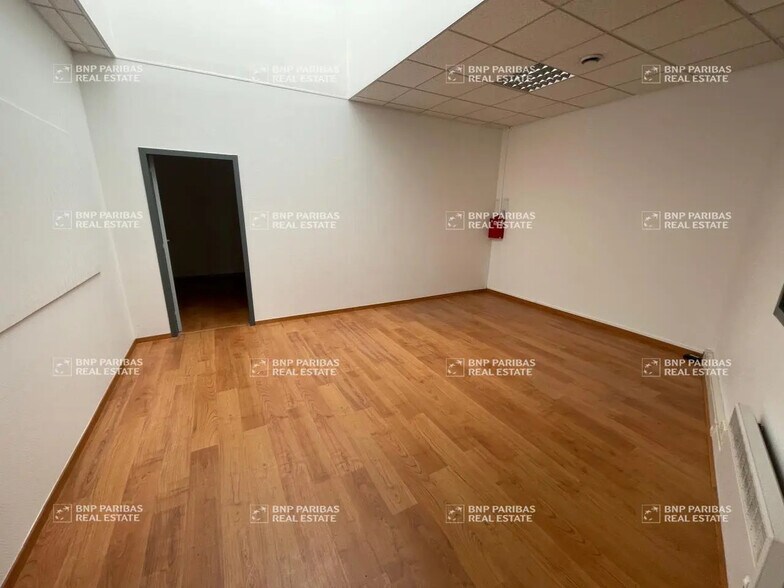 Flex in Ludres for sale - Interior Photo - Image 3 of 7