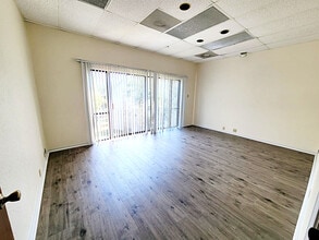 13091 Pond Springs Rd, Austin, TX for lease Interior Photo- Image 1 of 8