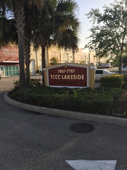 7735 SW Ellipse Way, Stuart, FL for lease - Building Photo - Image 2 of 2