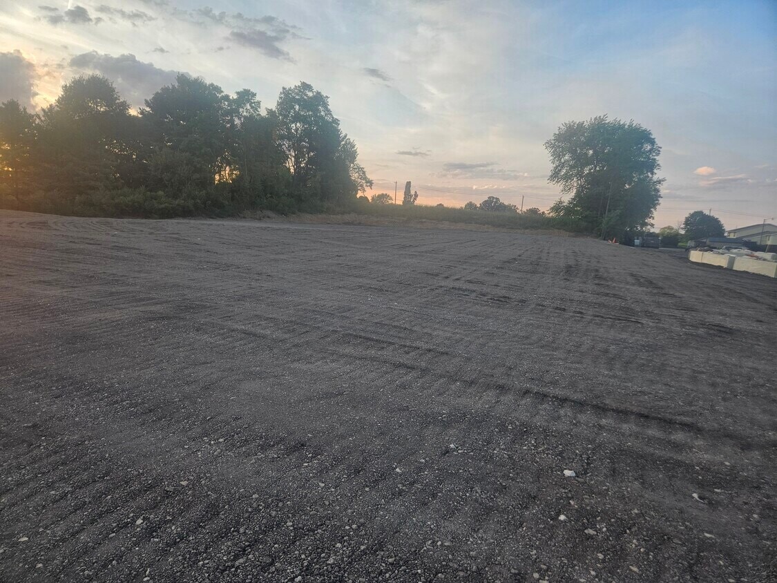 11602 Fancher Rd, Westerville, OH for lease Primary Photo- Image 1 of 2