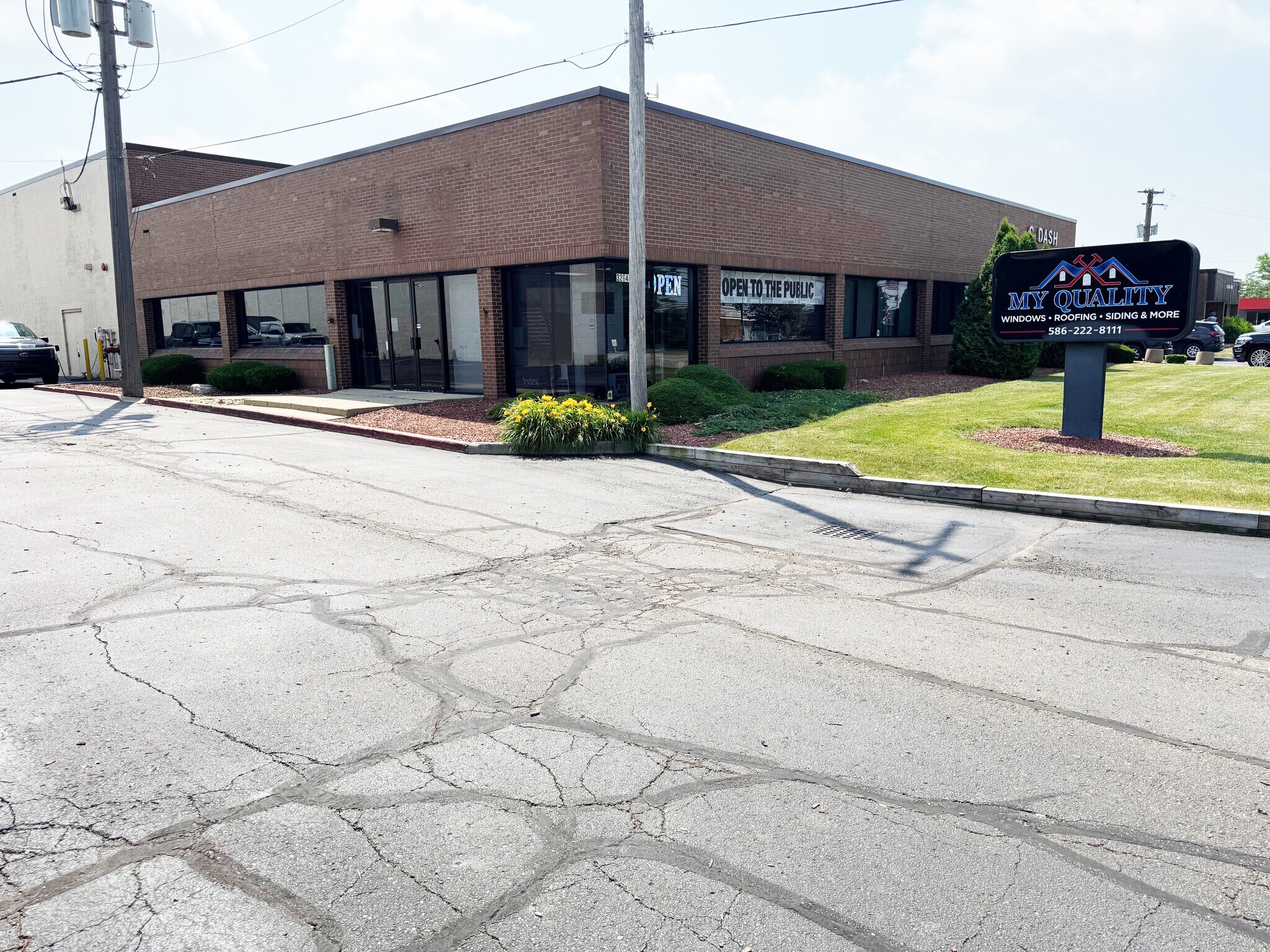 32640 Dequindre Rd, Warren, MI for lease Building Photo- Image 1 of 2