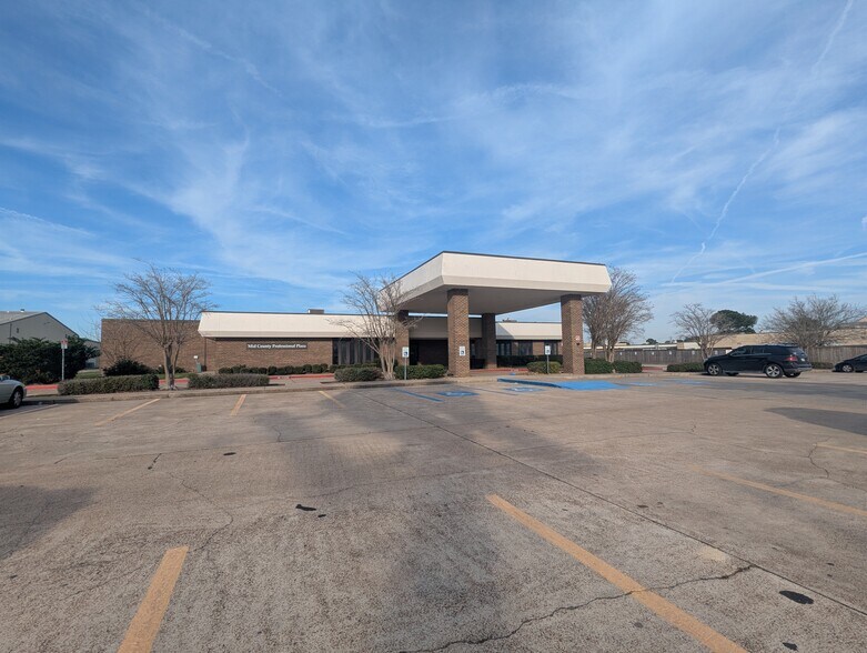 1323 S 27th St, Nederland, TX for sale - Building Photo - Image 1 of 1