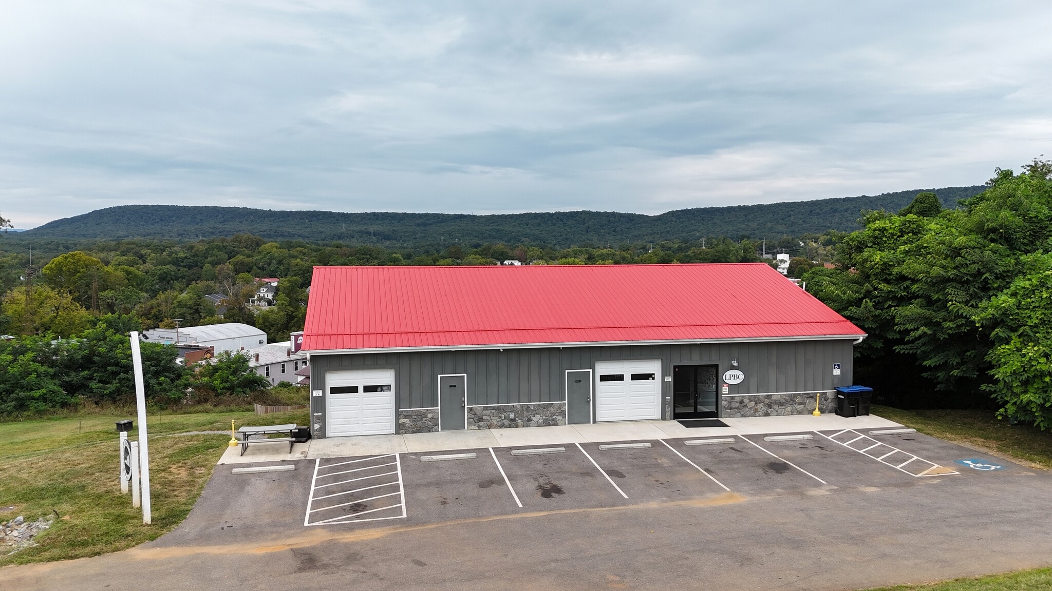 50 W Court St, Rocky Mount, VA for lease Primary Photo- Image 1 of 21