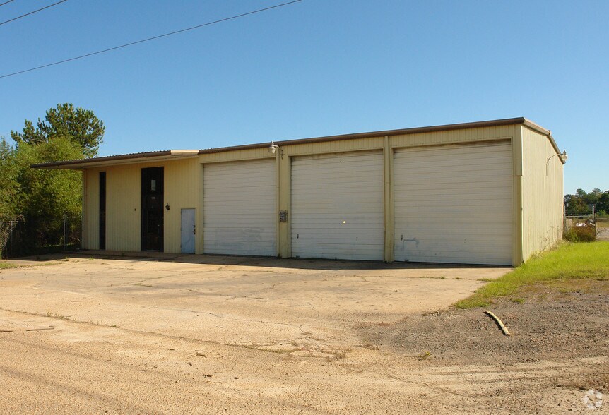 108 Midco Rd, Jackson, MS for lease - Building Photo - Image 3 of 4