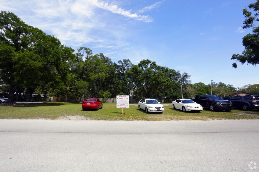 Highland Park Blvd, Lakeland, FL 33813