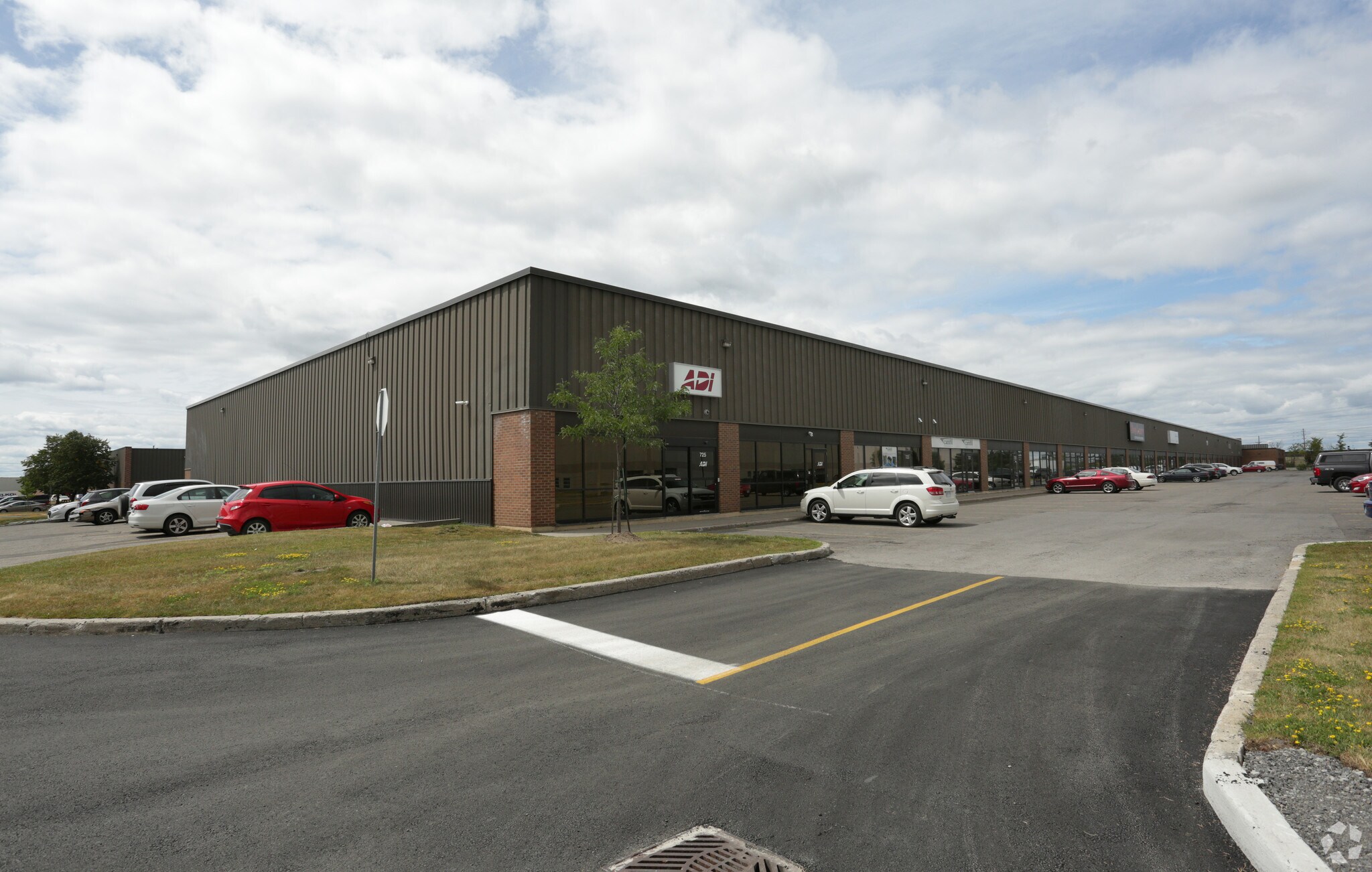 1280-1290 Old Innes Rd, Ottawa, ON for sale Primary Photo- Image 1 of 1