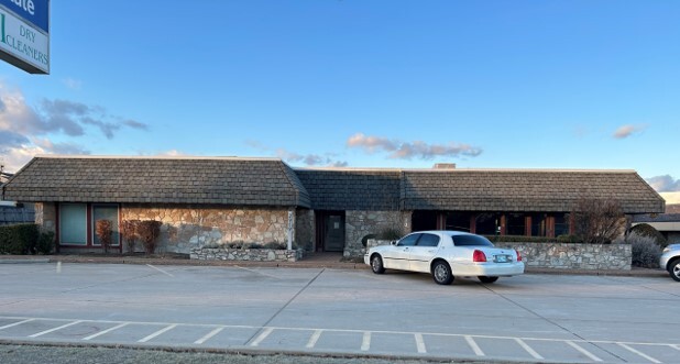 2919-2927 NW 122nd St, Oklahoma City, OK for lease - Building Photo - Image 1 of 11