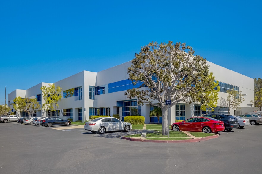 81-91 Columbia, Aliso Viejo, CA for lease - Building Photo - Image 1 of 11