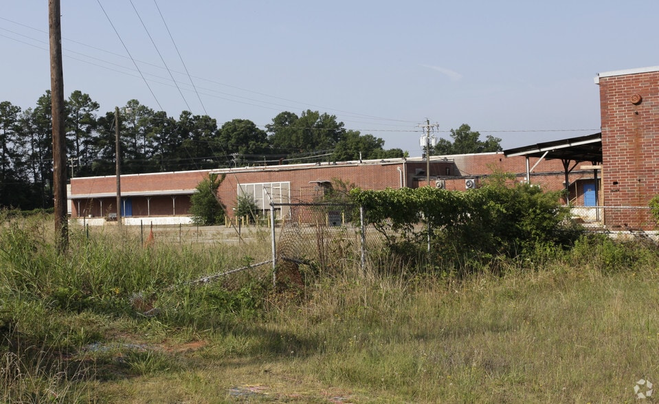2115 S McDuffie St, Anderson, SC for sale - Building Photo - Image 3 of 36