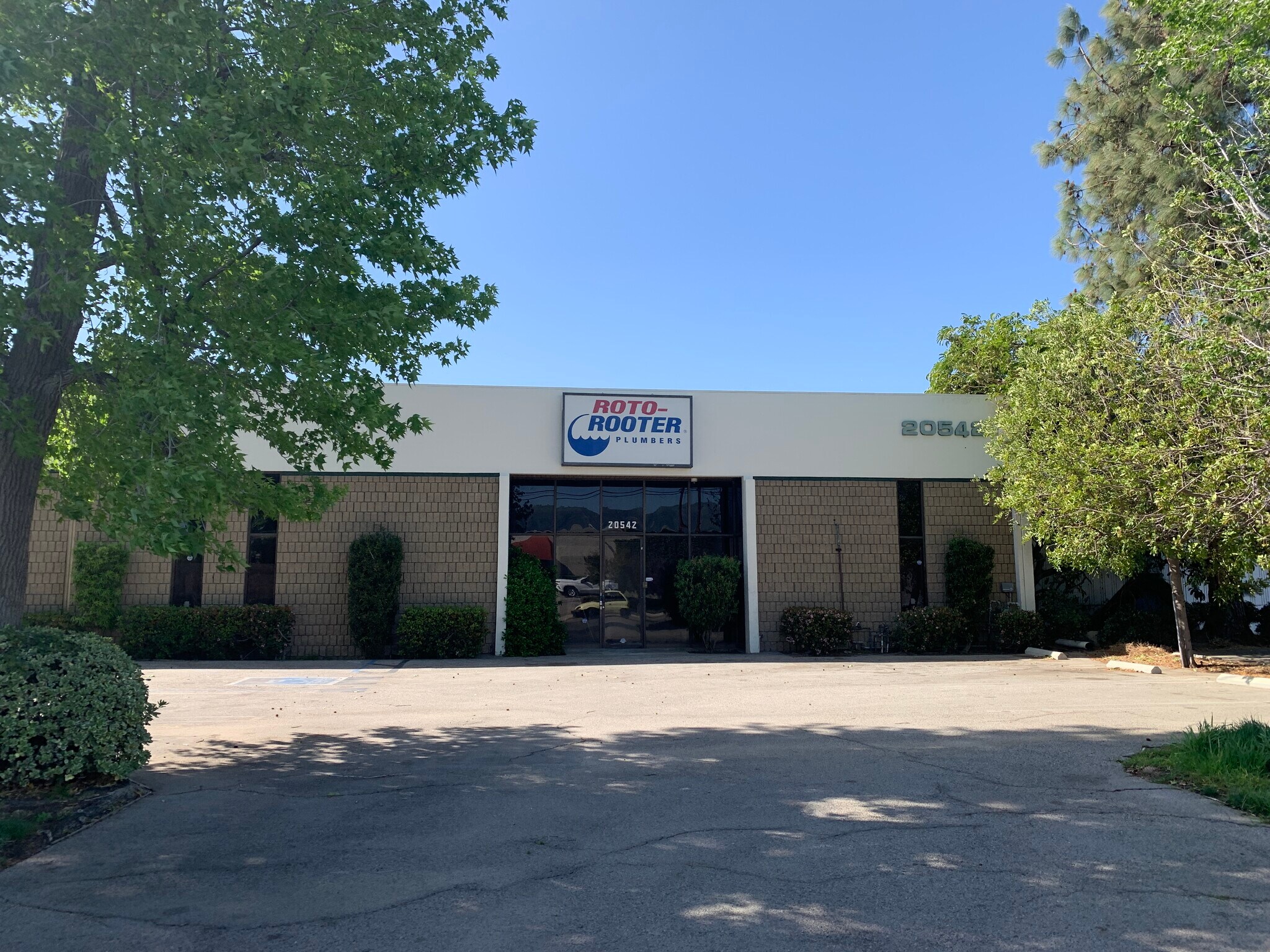 20536-20542 Plummer St, Chatsworth, CA for sale Building Photo- Image 1 of 1