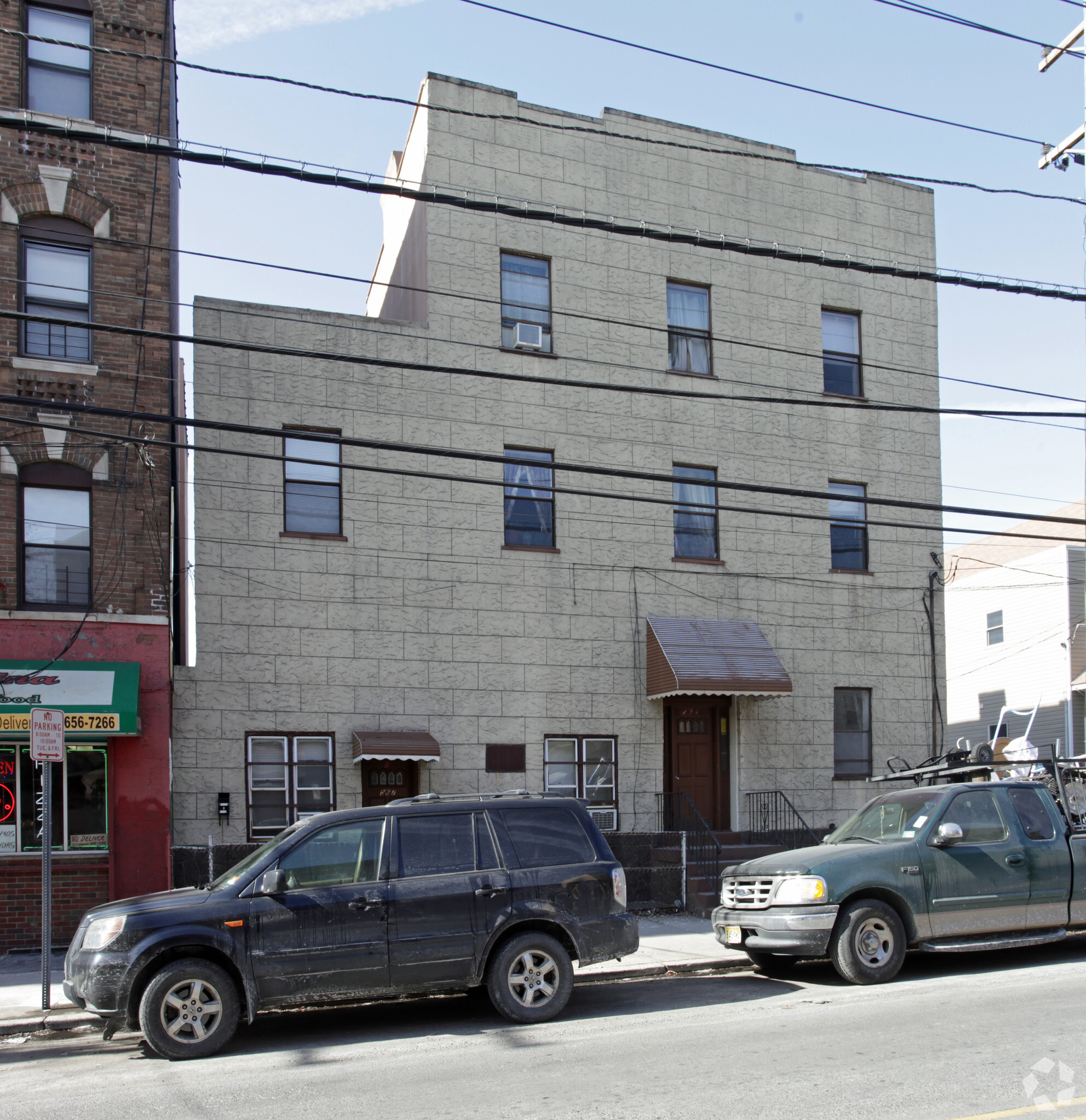 567-569 Palisade Ave, Jersey City, NJ for sale Primary Photo- Image 1 of 1