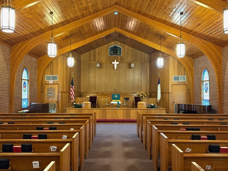 205 Spalding St, Griffin, GA for sale - Interior Photo - Image 3 of 15