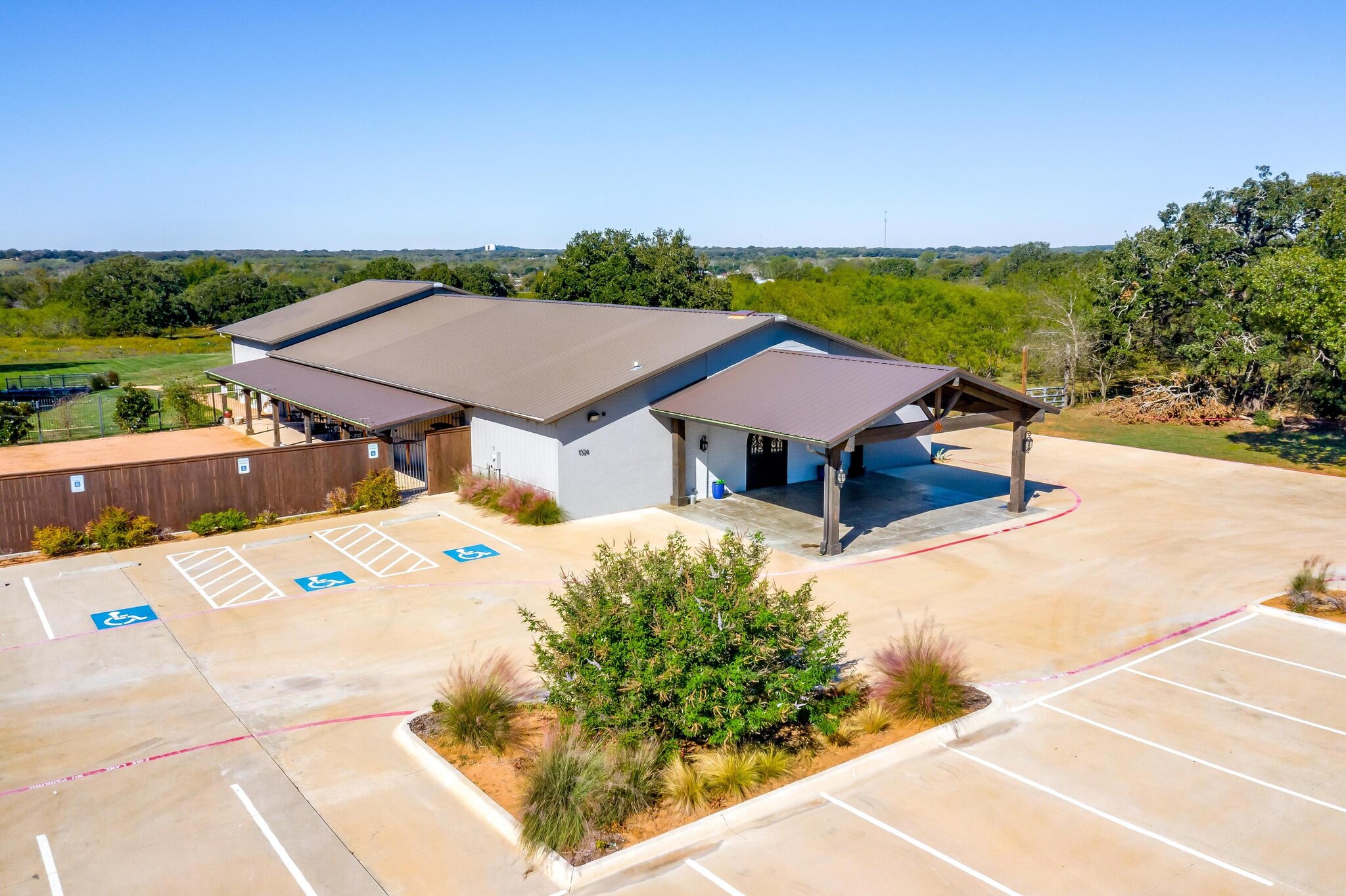 1524 S Broadway St, Joshua, TX for sale Primary Photo- Image 1 of 1