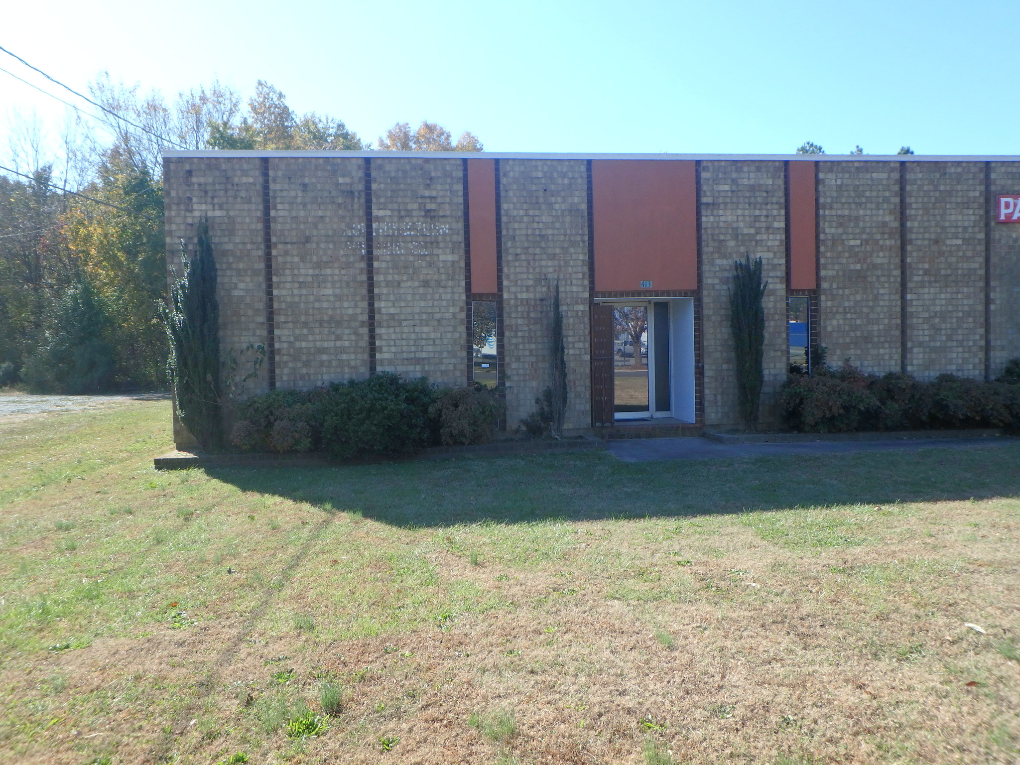 413-415 Enterprise Dr, Charlotte, NC for sale Building Photo- Image 1 of 1