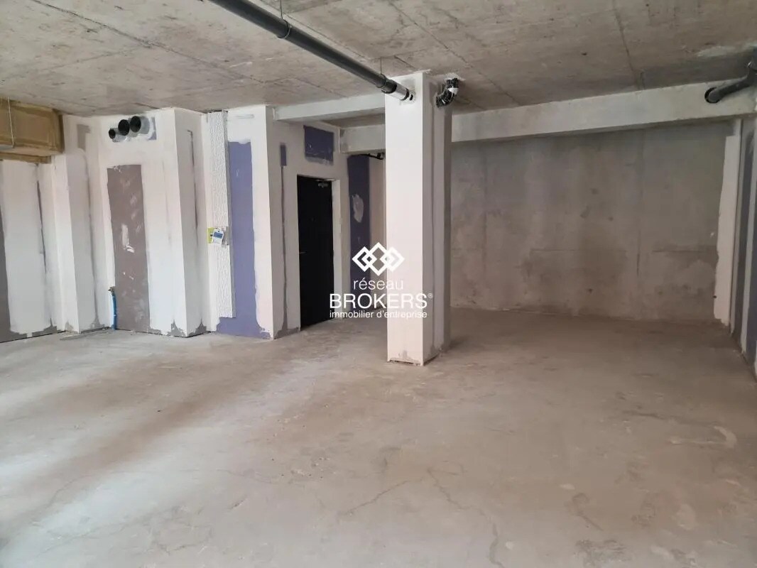 Office in Montpellier for sale Interior Photo- Image 1 of 3