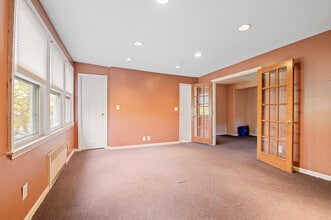 1553 Broadway, Hewlett, NY for lease Interior Photo- Image 2 of 8