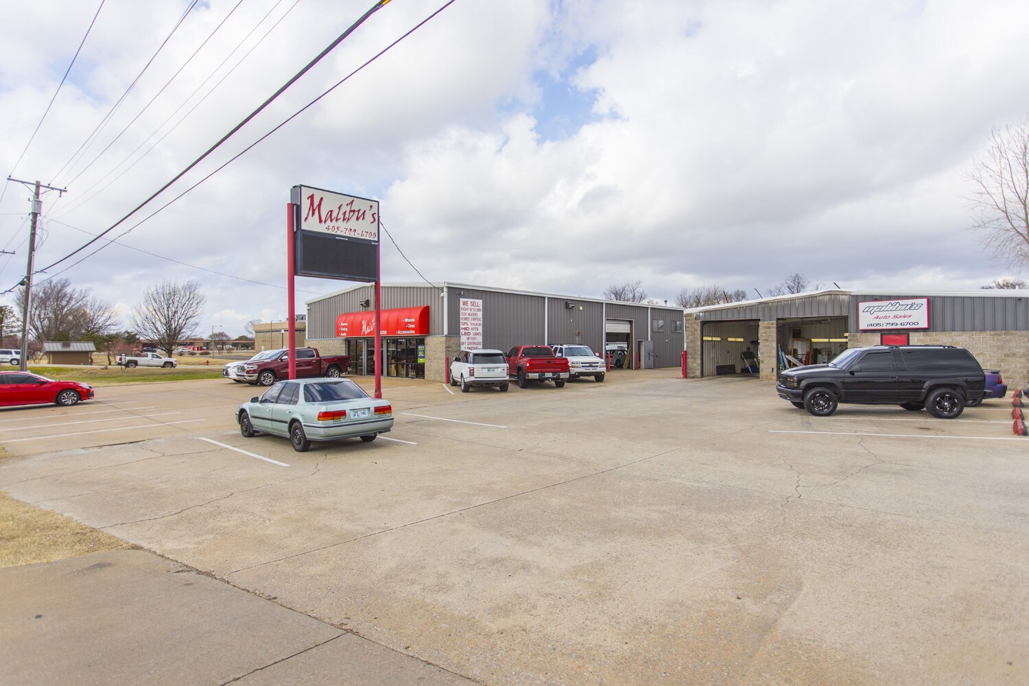 123 SW 4th St, Moore, OK for sale Building Photo- Image 1 of 1