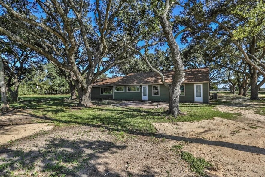 14114 Highway 36, Needville, TX for sale - Building Photo - Image 3 of 5