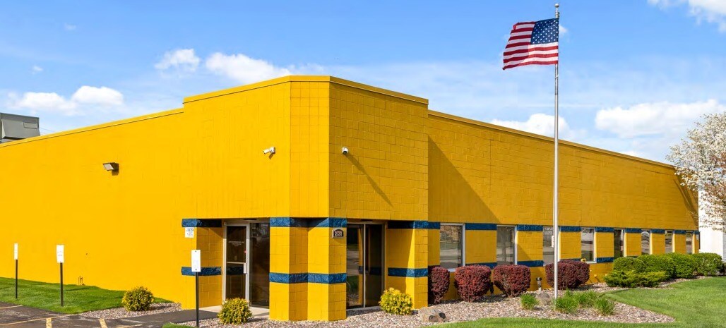 2128 E Norse Ave, Cudahy, WI for sale Primary Photo- Image 1 of 1