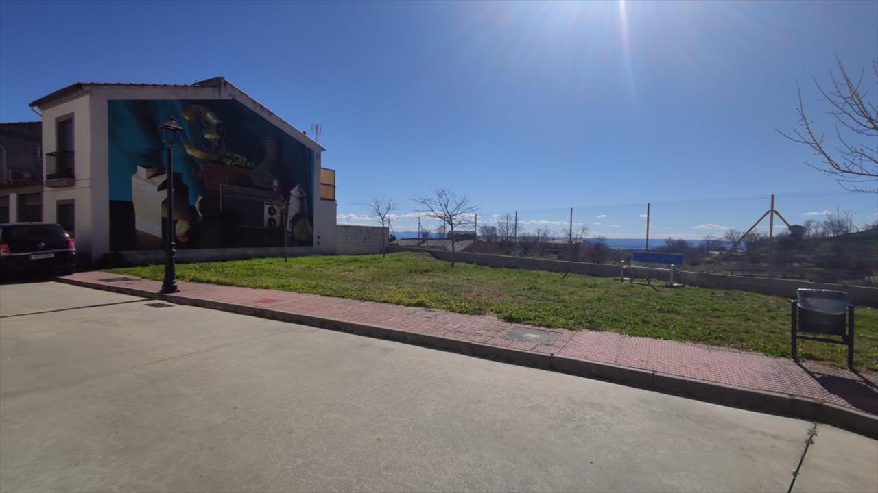 Land in Torremenga for sale Building Photo- Image 1 of 13