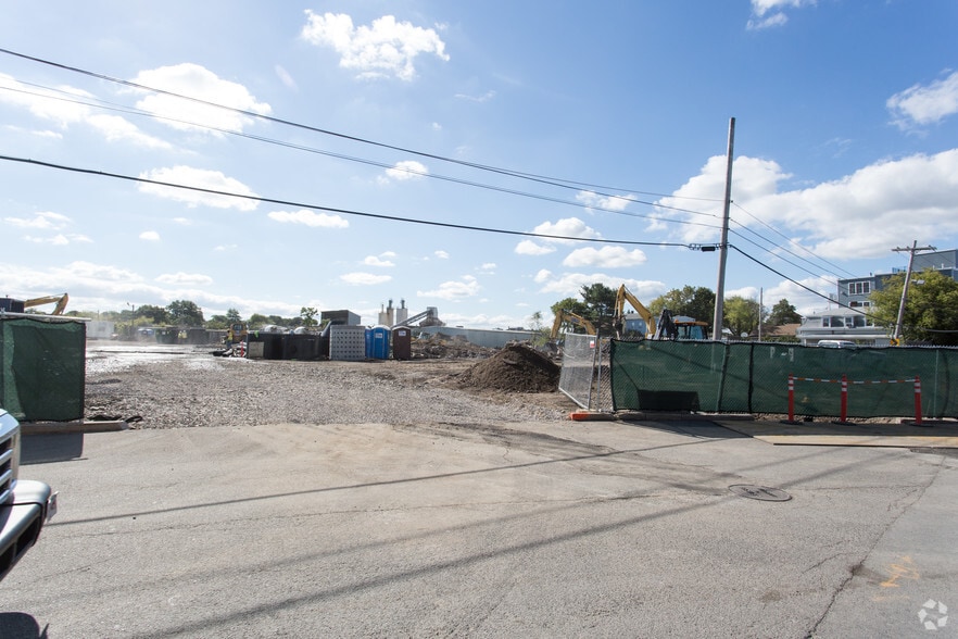 5 District Ave, Dorchester, MA for sale - Primary Photo - Image 1 of 1