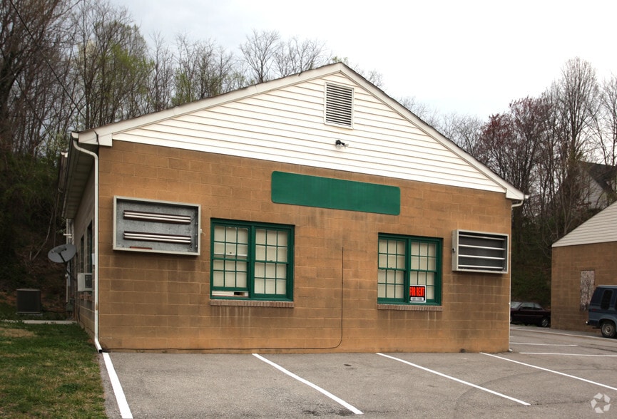 5105 Melrose Ave NW, Roanoke, VA for sale - Building Photo - Image 2 of 2