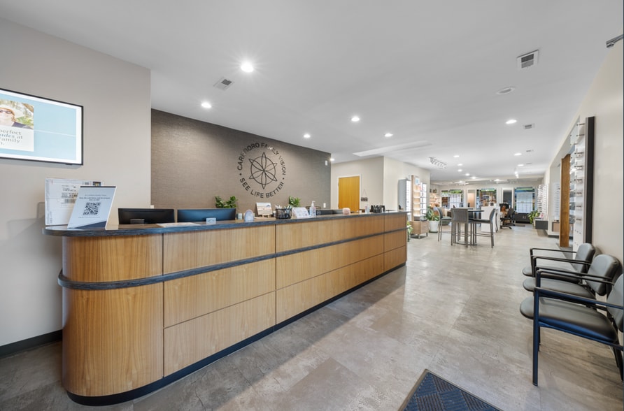 200 W Weaver St, Carrboro, NC for sale - Interior Photo - Image 2 of 16