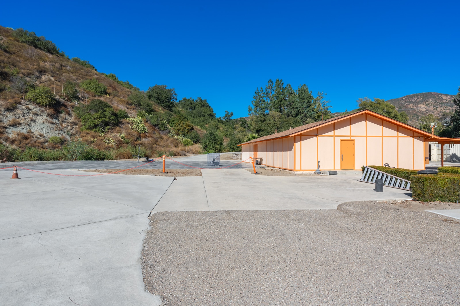 19121 El Toro Rd, Silverado, CA for sale Building Photo- Image 1 of 19