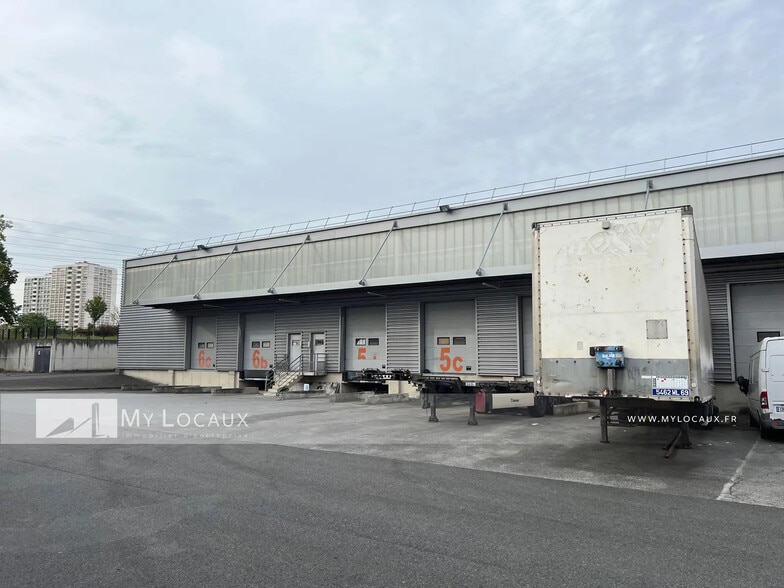 Route Principale Du Port, Gennevilliers for lease - Building Photo - Image 1 of 10