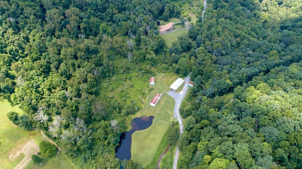 221 Little Falls Rd, Morgantown, WV for sale - Aerial - Image 1 of 1